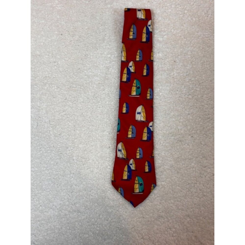 Mens Red Silk Necktie Nautical Sailboat Pattern Handmade‎ USA